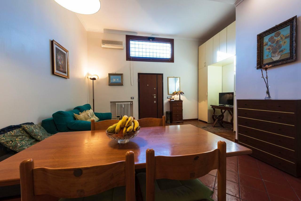 Toberto Apartment Roma Esterno foto