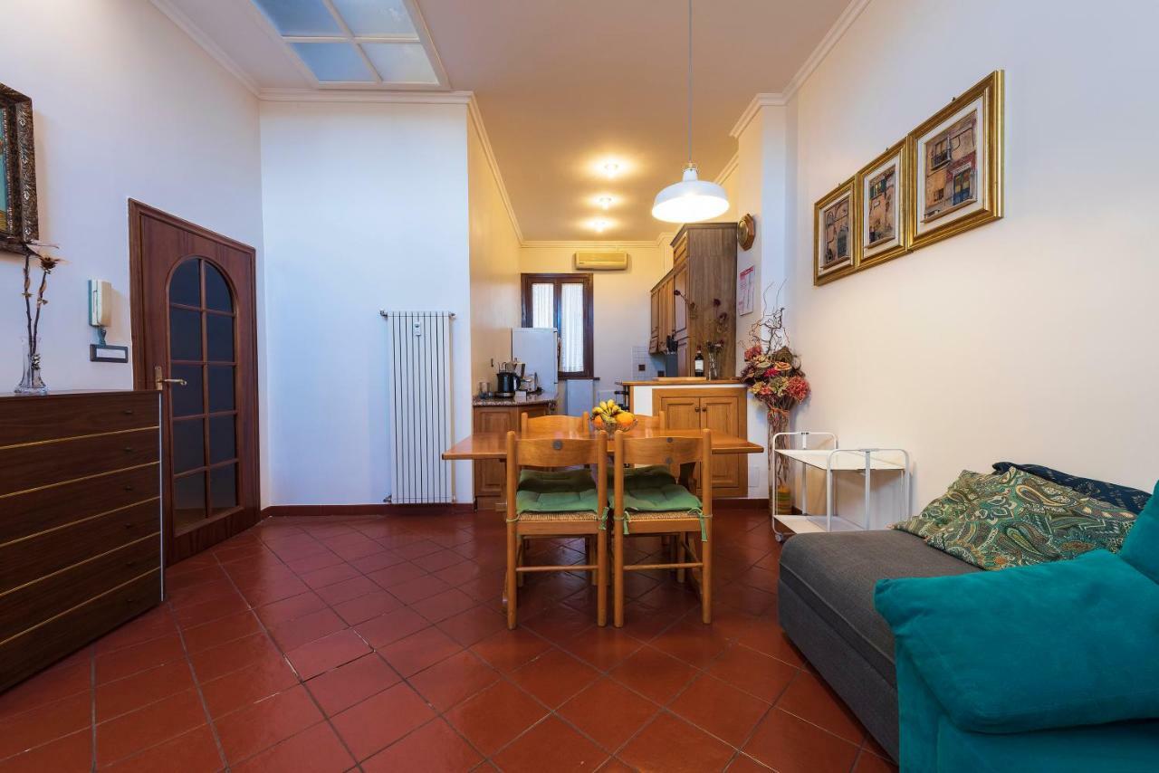 Toberto Apartment Roma Esterno foto
